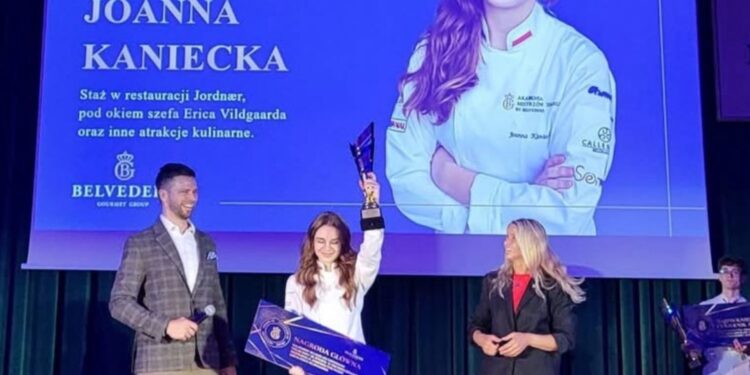 Uczennica kieleckich „garów” laureatką ogólnopolskiego konkursu