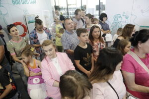 Mali bohaterowie spotkali się w Podzamczu - Radio Kielce