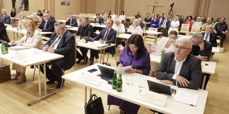 23.06.2025 Kielce. Sesja sejmiku / Fot. Jarosław Kubalski - Radio Kielce