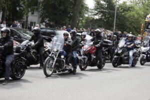 23.06.2025 Kielce. Pogrzeb Macieja Duszy - motocyklisty, instruktora nauki jazdy, prezesa stowarzyszenia CK Bikers i żołnierza zawodowego / Fot. Jarosław Kubalski - Radio Kielce