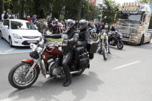 23.06.2025 Kielce. Pogrzeb Macieja Duszy - motocyklisty, instruktora nauki jazdy, prezesa stowarzyszenia CK Bikers i żołnierza zawodowego / Fot. Jarosław Kubalski - Radio Kielce