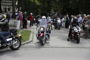 23.06.2025 Kielce. Pogrzeb Macieja Duszy - motocyklisty, instruktora nauki jazdy, prezesa stowarzyszenia CK Bikers i żołnierza zawodowego / Fot. Jarosław Kubalski - Radio Kielce