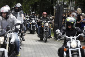 23.06.2025 Kielce. Pogrzeb Macieja Duszy - motocyklisty, instruktora nauki jazdy, prezesa stowarzyszenia CK Bikers i żołnierza zawodowego / Fot. Jarosław Kubalski - Radio Kielce