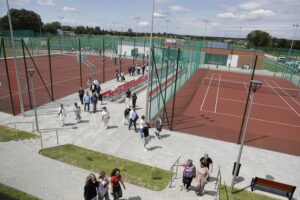 W Łopusznie powstał nowy internat i kompleks sportowy - Radio Kielce