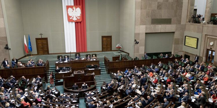 Sejm zagłosuje nad wnioskiem o wotum zaufania dla rządu