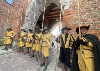 21.06.2025. Sandomierz. Flisacy / Fot. Grażyna Szlęzak - Radio Kielce