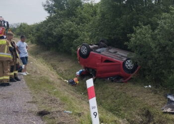 Groźny wypadek. Kobieta zabrana do szpitala