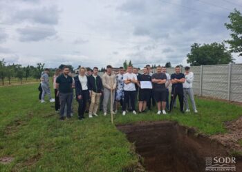 ŚODR prezentuje młodzieży odkrywki glebowe - Radio Kielce