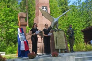 21.06.2025. Skarżysko-Kamienna. Upamiętnienie ofiar hitlerowskiego mordu, dokonanego na Brzasku / Fot. Iwona Jeziorska - wiceprezydent Skarżyska-Kamiennej - Facebook
