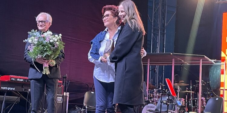27.06.2025. Sandomierz. Gala wręczenia nagród Festiwalu Filmów i Spotkań Niezwykłych / Fot. Grażyna Szlęzak - Radio Kielce