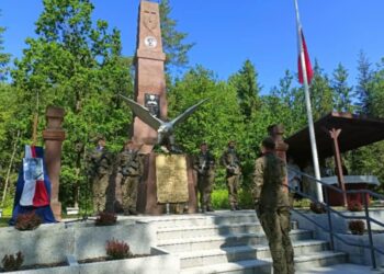21.06.2025. Skarżysko-Kamienna. Upamiętnienie ofiar hitlerowskiego mordu, dokonanego na Brzasku / Fot. Iwona Jeziorska - wiceprezydent Skarżyska-Kamiennej - Facebook