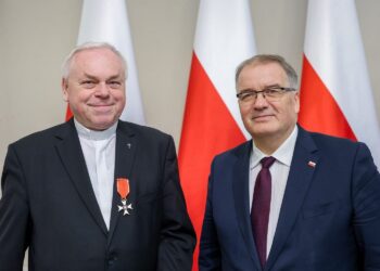 Ksiądz Stanisław Słowik odznaczony przez Prezydenta RP