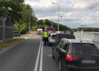 Wypadek w Sielpi, zderzyły się tam cztery pojazdy, a jedna osoba trafiła do szpitala.