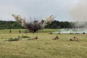 27.07.2025. Białe Ługi. Upamiętnienie rocznicy walk do jakiego doszło w październiku 1944 roku / Fot. Marta Bożęcka
