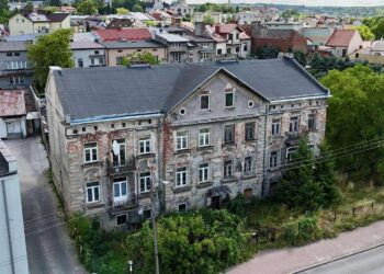 W zabytkowej kamienicy powstaną mieszkania