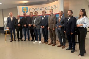 09.07.2025. Kielce. Starostwo Powiatowe w Kielcach. Konferencja prasowa na temat VII Rajdu Rowerowego Szlakiem Brygady Świętokrzyskiej NSZ / Fot. Jowita Plech - Radio Kielce