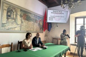 07.07.2025. Sandomierz. Sesja nadzwyczajna / Fot. Grażyna Szlęzak - Radio Kielce