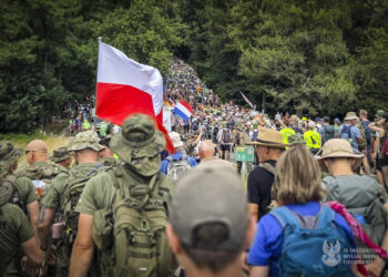 Świętokrzyscy terytorialsi w największym wojskowym marszu na świecie Świętokrzyscy terytorialsi w największym wojskowym marszu na świecie