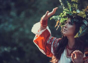 Pląsy i lubieżne ruchy na świętej górze