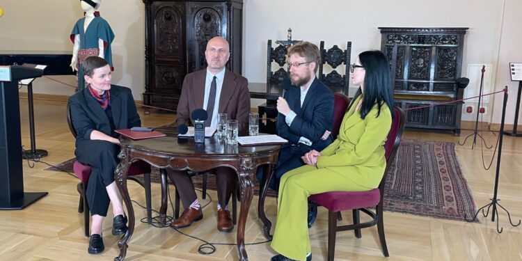 08.07.2025. Muzeum Zamkowe w Sandomierzu. Konferencja dot. planów modernizacji obiektu / Fot. Grażyna Szlęzak - Radio Kielce