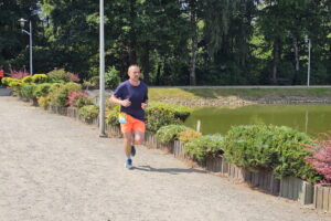 Biegacze terenowi rywalizowali w MOSiR Gutwin Run 2025 - Radio Kielce