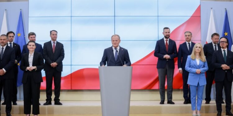 23.07.2025. Warszawa. Premier Donald Tusk przedstawia szczegóły rekonstrukcji swojego gabinetu / Fot. PAP/Leszek Szymański
