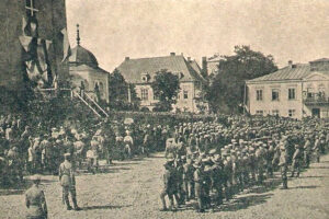 30.08.1914. Kielce. Plac Najświętszej Marii Panny. Msza polowa Legionów Polskich / źródło: fotopolska.eu