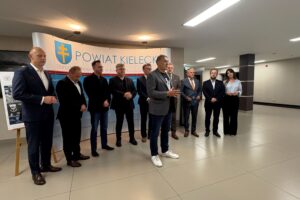 09.07.2025. Kielce. Starostwo Powiatowe w Kielcach. Konferencja prasowa na temat VII Rajdu Rowerowego Szlakiem Brygady Świętokrzyskiej NSZ / Fot. Jowita Plech - Radio Kielce