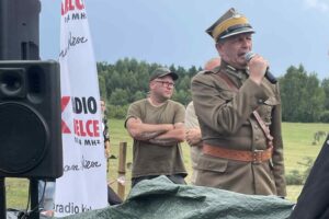 27.07.2025. Białe Ługi. Upamiętnienie rocznicy walk do jakiego doszło w październiku 1944 roku / Fot. Marta Bożęcka
