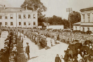 30.08.1914. Kielce. Plac Najświętszej Marii Panny. Msza święta / źródło: Archiwum Państwowe w Kielcach