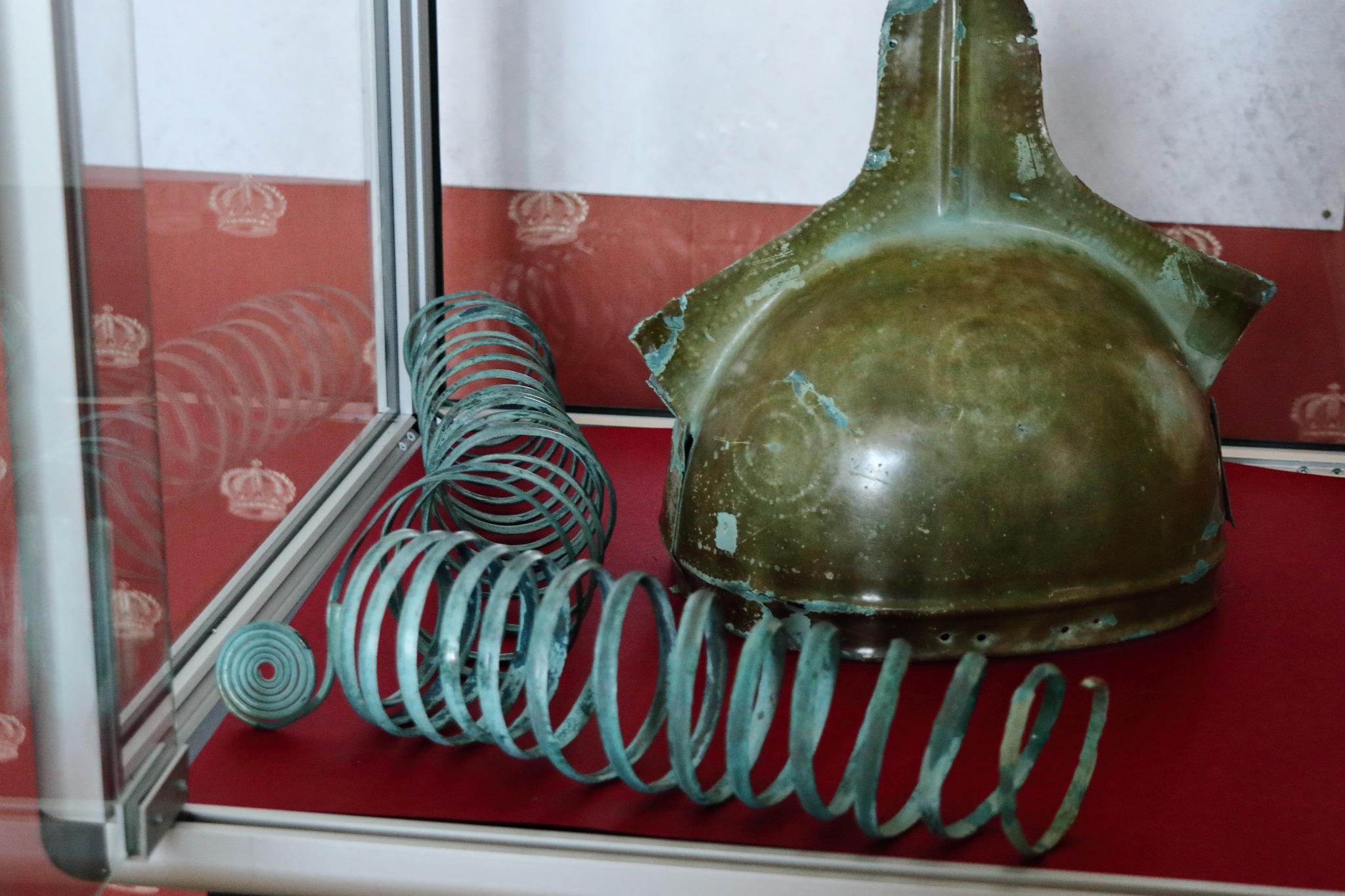 Ciekawostka archeologiczna ze Słowacji na wystawie w sandomierskim zamku - Radio Kielce Sandomierz. Muzem Zamkowe w Sandomierzu. Skarb z Trhovište / Fot. Muzeum Zamkowe w Sandomierzu - Facebook