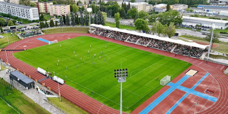 Nowy stadion i nowy Star w nowym sezonie