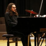 Jakub Kuszlik zachwycił kieleckich melomanów