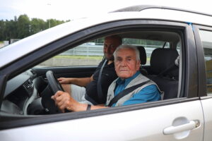15.07.2025. Miedziana Góra. Tor Kielce. Akcja „Godziny dla seniorów” / Fot. Wiktor Taszłow - Radio Kielce