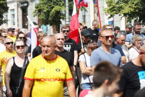 26.07.2025. Kielce. "Marsz Przeciwko Nielegalnej Imigracji" / Fot. Wiktor Taszłow - Radio Kielce