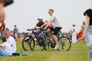 26.07.2025. Masłów. Lotnisko. Obchody 80-lecia istnienia Aeroklubu Kieleckiego / Fot. Wiktor Taszłow - Radio Kielce
