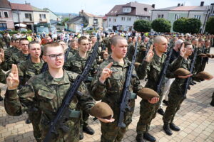 27.07.2025. Chęciny. Przysięga wojskowa / Fot. Wiktor Taszłow - Radio Kielce