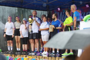 27.07.2025. Miedziana Góra. Wójtowie przebiegli z Zagnańska do Miedzianej Góry / Fot. Wiktor Taszłow - Radio Kielce