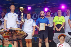 27.07.2025. Miedziana Góra. Wójtowie przebiegli z Zagnańska do Miedzianej Góry / Fot. Wiktor Taszłow - Radio Kielce