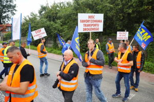 28.07.2025. Piekoszów. Protest kolejarzy / Fot. Wiktor Taszłow - Radio Kielce