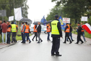 28.07.2025. Piekoszów. Protest kolejarzy / Fot. Wiktor Taszłow - Radio Kielce
