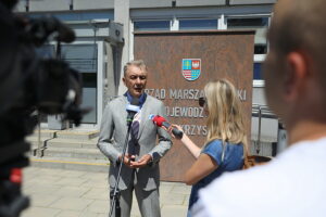 01.07.2025. Kielce. Konferencja Jana Maćkowiaka. / Fot. Wiktor Taszłow - Radio Kielce