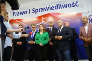 11.07.2025. Kielce. Konferencja Prawa i Sprawiedliwości na temat nielegalnej migracji / Fot. Wiktor Taszłow - Radio Kielce