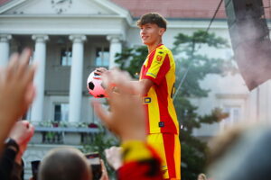 11.07.2025. Kielce. Prezentacja Korony Kielce / Fot. Wiktor Taszłow - Radio Kielce