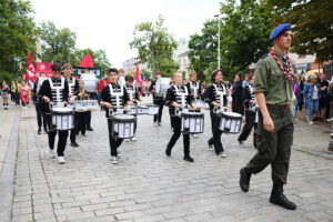 12.07.2025 Kielce. Festiwal Harcerski. Korowód / Fot. Wiktor Taszłow - Radio Kielce