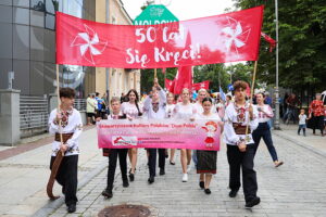 12.07.2025 Kielce. Festiwal Harcerski. Korowód / Fot. Wiktor Taszłow - Radio Kielce
