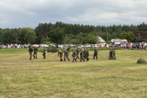27.07.2025. Białe Ługi. Upamiętnienie rocznicy walk do jakiego doszło w październiku 1944 roku / Fot. Marta Bożęcka