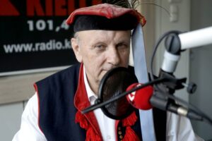 Adam Kocerba, solista, instrumentalista / Fot. Radio Kielce