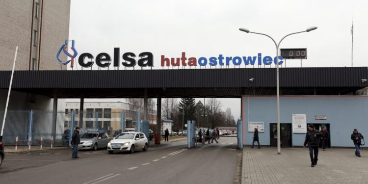 Celsa planuje sprzedaż Huty Ostrowiec, by zredukować zadłużenie / Fot. Jarosław Kubalski – Radio Kielce