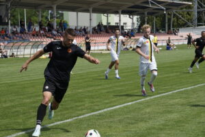 26.07.2025. Mecz sparingowy: Naprzód Jędrzejów - KSZO Ostrowiec Świętokrzyski / Fot. Adrian Karwat - Radio Kielce